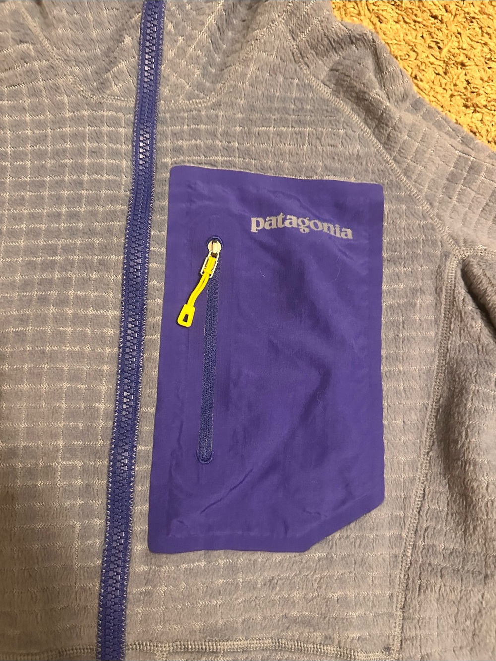 Patagonia R3 Reversible Hoody - Picture 11 of 12
